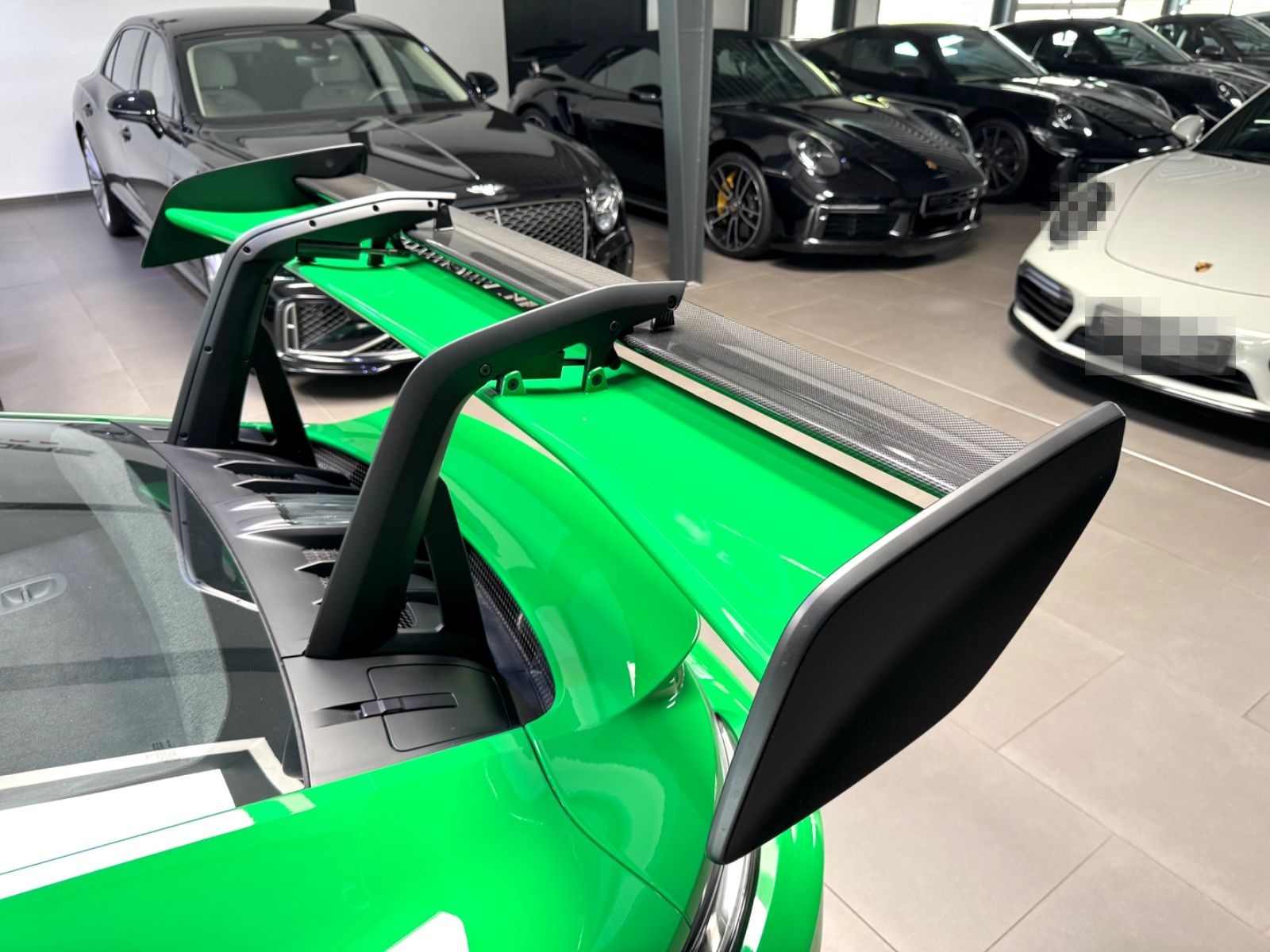 Porsche 911-992 GT3 RS WEISSACH KERAMIK-PCCB LIFT CARBON foto 25