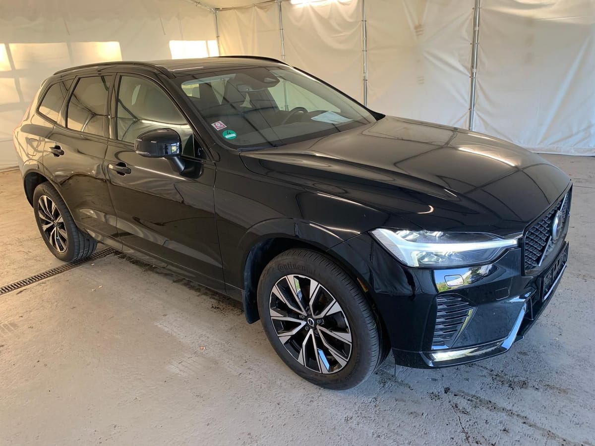 Volvo XC60 Plus Dark AWD ACC Memo Kam CarPl. Leder AHK foto 2