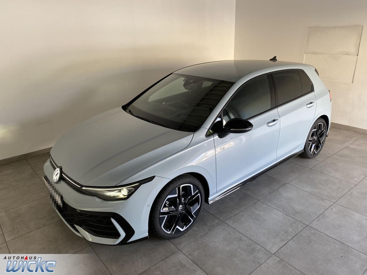 Volkswagen Golf VIII 1.5 eTSI DSG R-Line NAVI KLIMA AHK LED foto 4
