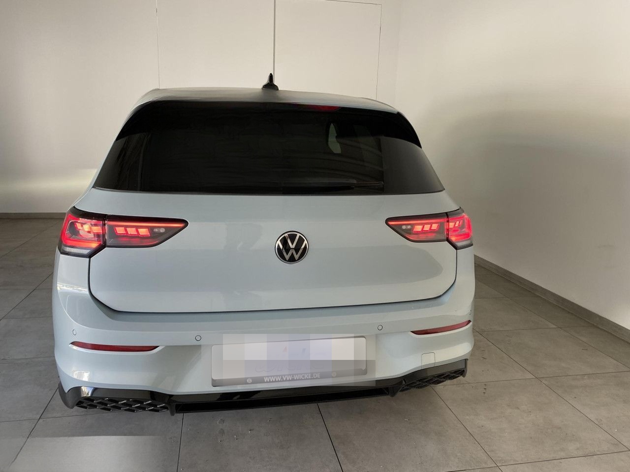 Volkswagen Golf VIII 1.5 eTSI DSG R-Line NAVI KLIMA AHK LED foto 8