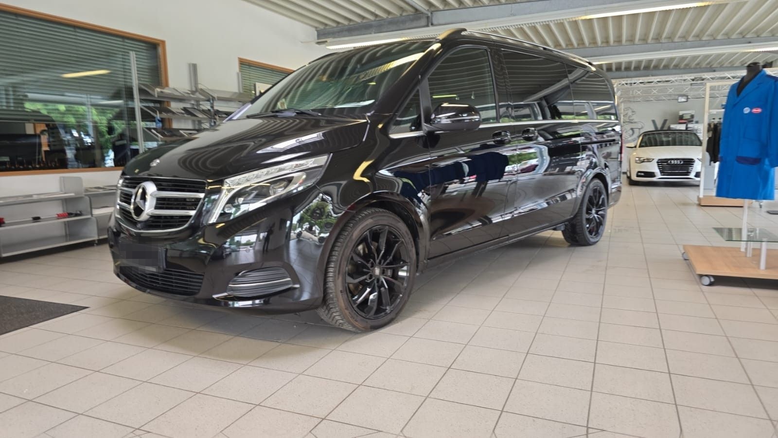 Mercedes-Benz V Klasse 250 CDI Standh 7 S. Leder LED NAV 360° foto 3