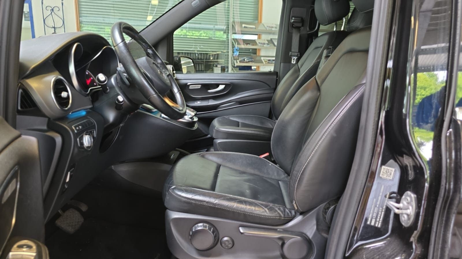 Mercedes-Benz V Klasse 250 CDI Standh 7 S. Leder LED NAV 360° foto 5