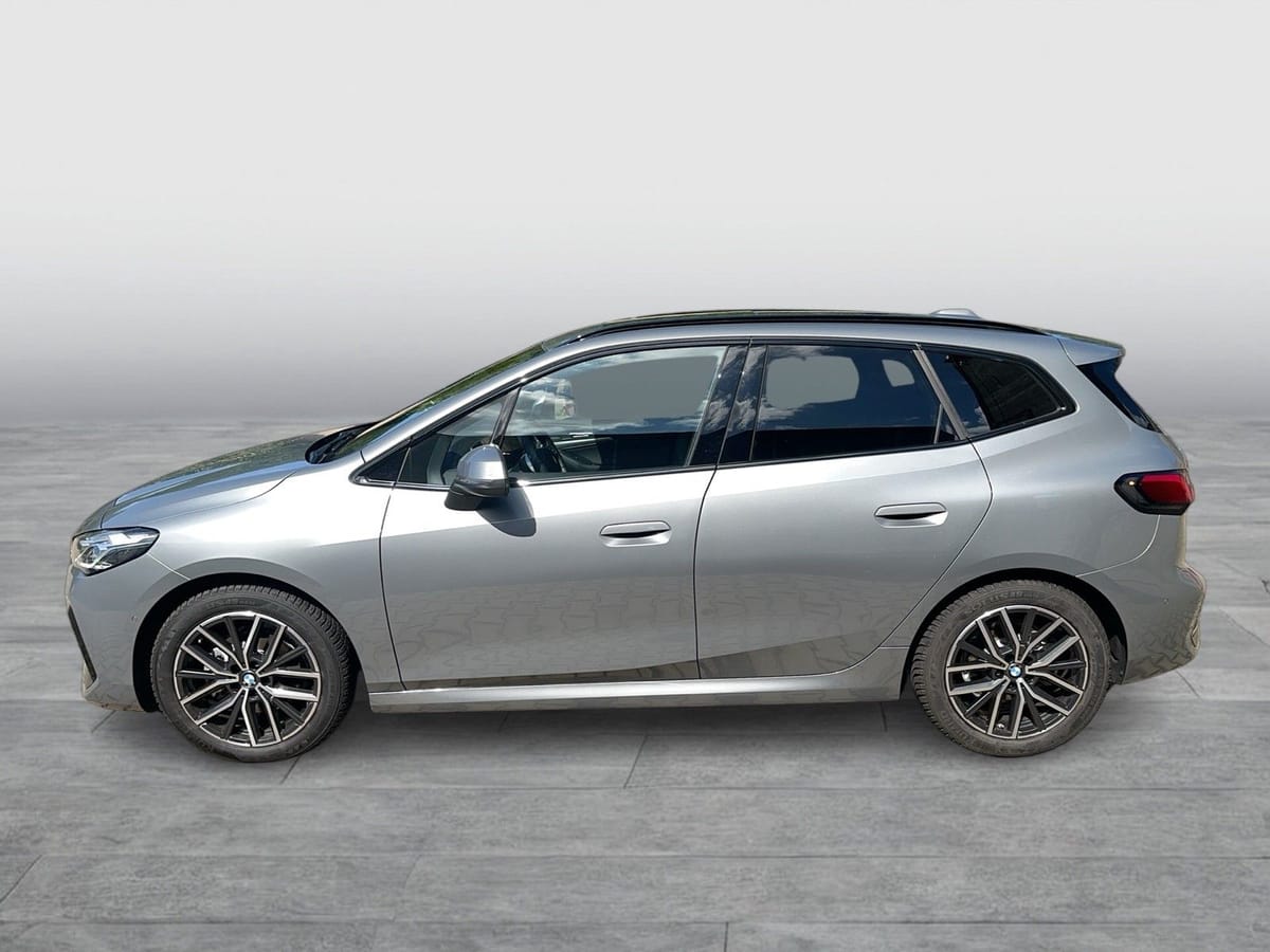 BMW 216 Active Tourer M-Paket PANO NAV SHZ LED AHK foto 2