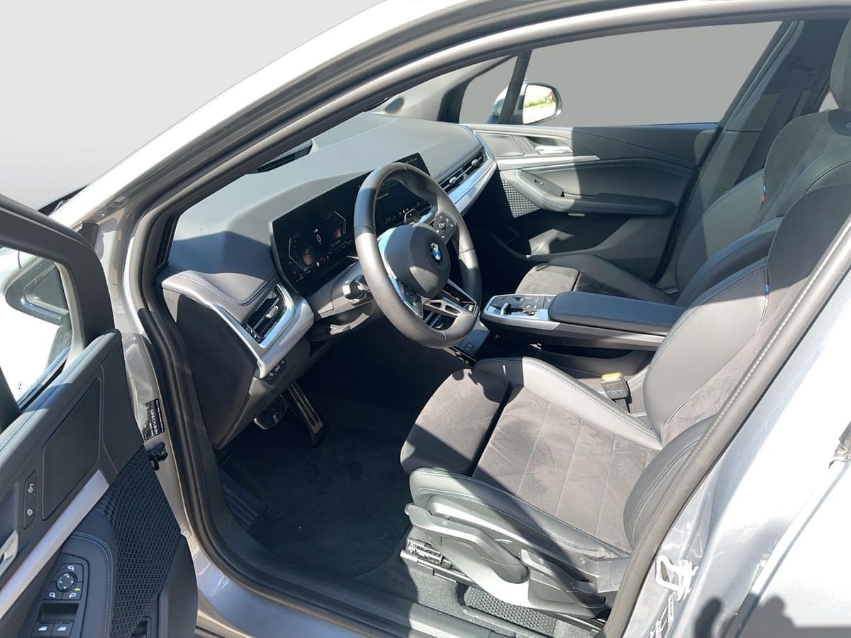 BMW 216 Active Tourer M-Paket PANO NAV SHZ LED AHK foto 12
