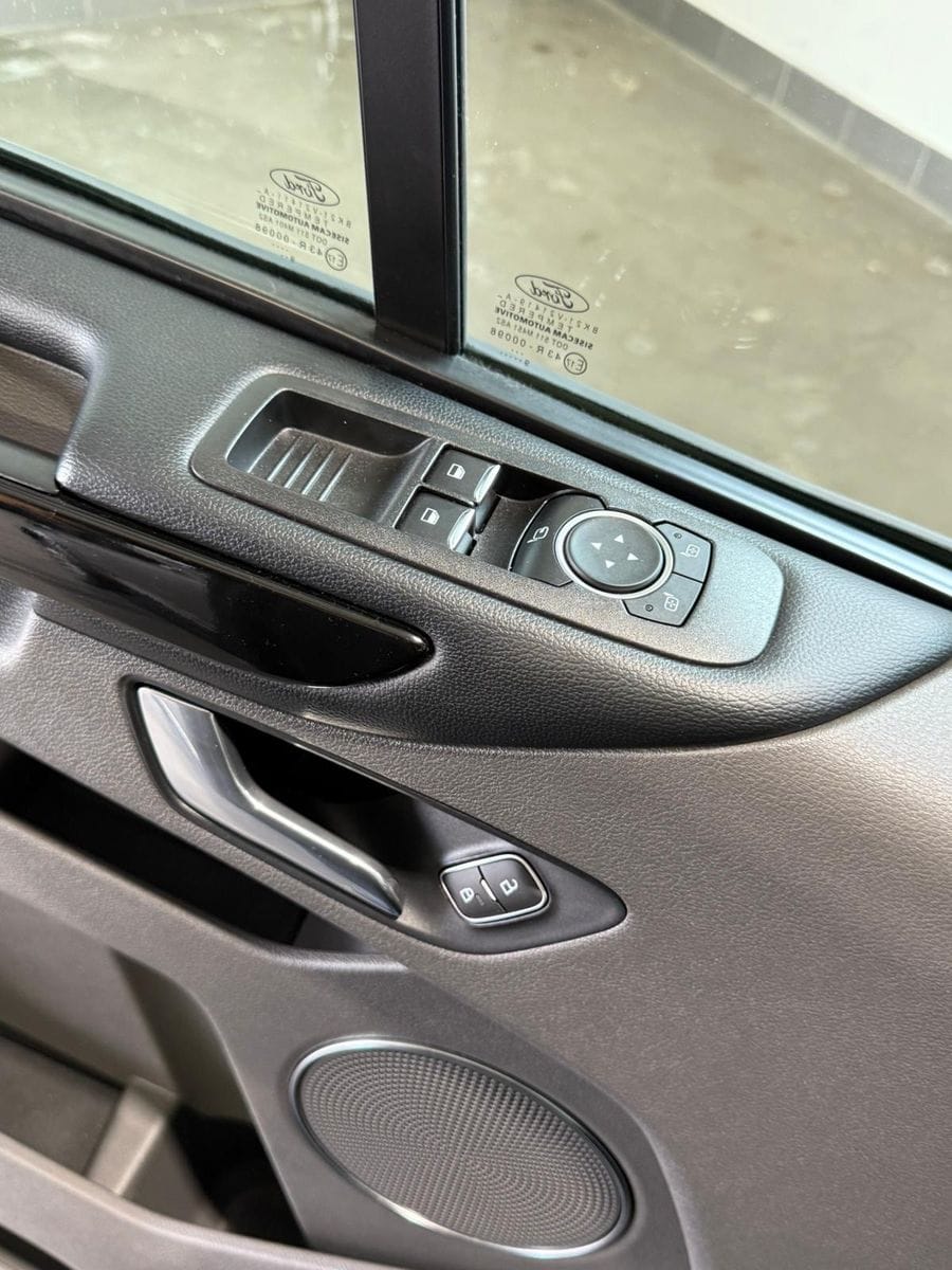 Ford Tourneo Custom 2.0 TDCi Titanium AHK KAMERA NAVI foto 17