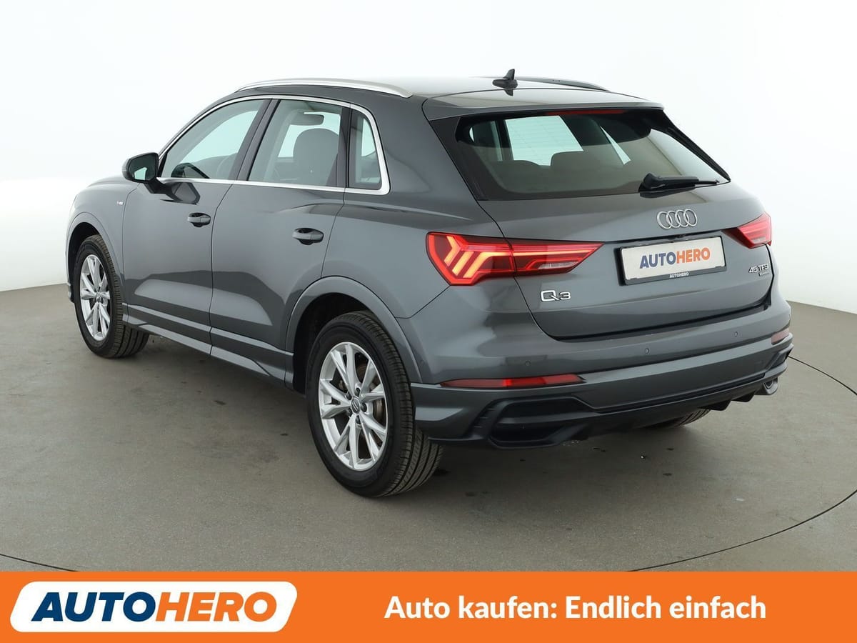 Audi Q3 45 TFSI quattro S line Aut. MATRIX ACC 360 foto 4