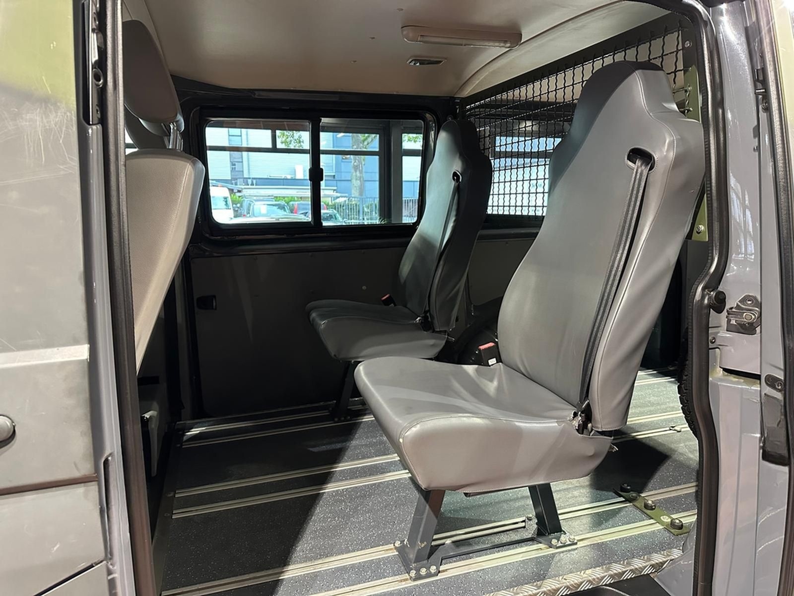 Volkswagen T5 Widder 4Motion kurz Seikel Rockton Bundeswehr foto 17
