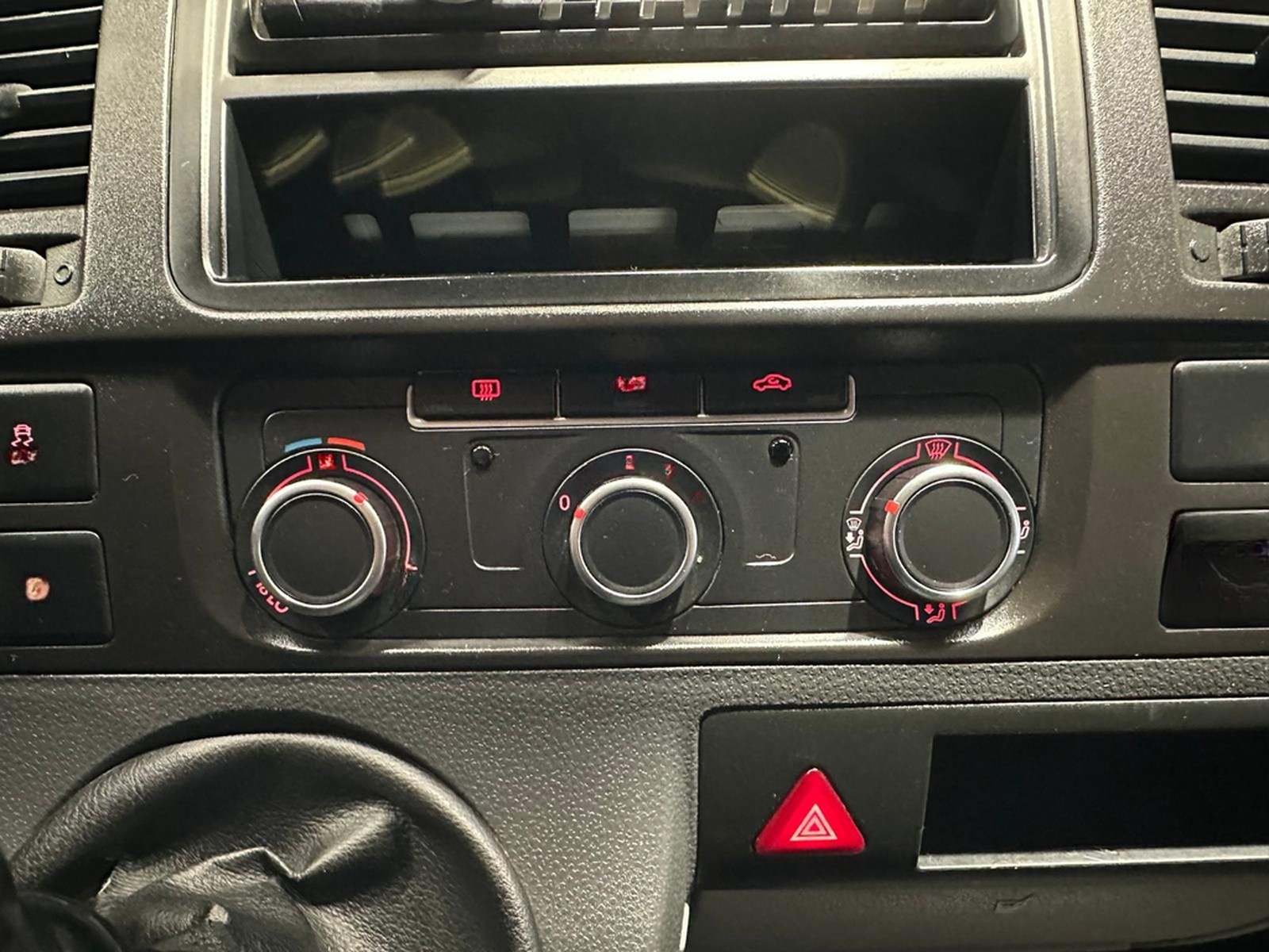 Volkswagen T5 Widder 4Motion kurz Seikel Rockton Bundeswehr foto 25