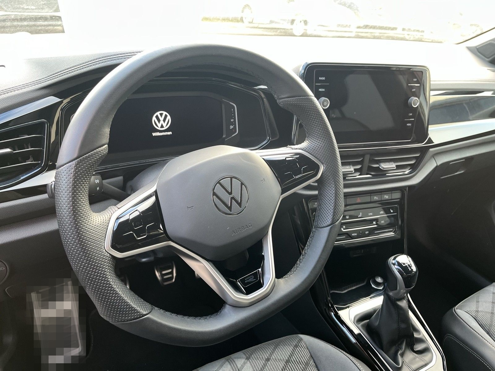 Volkswagen T-Roc 1.0 TSI R-Line Navi LED VC IQ AHK Kam LM18 foto 11