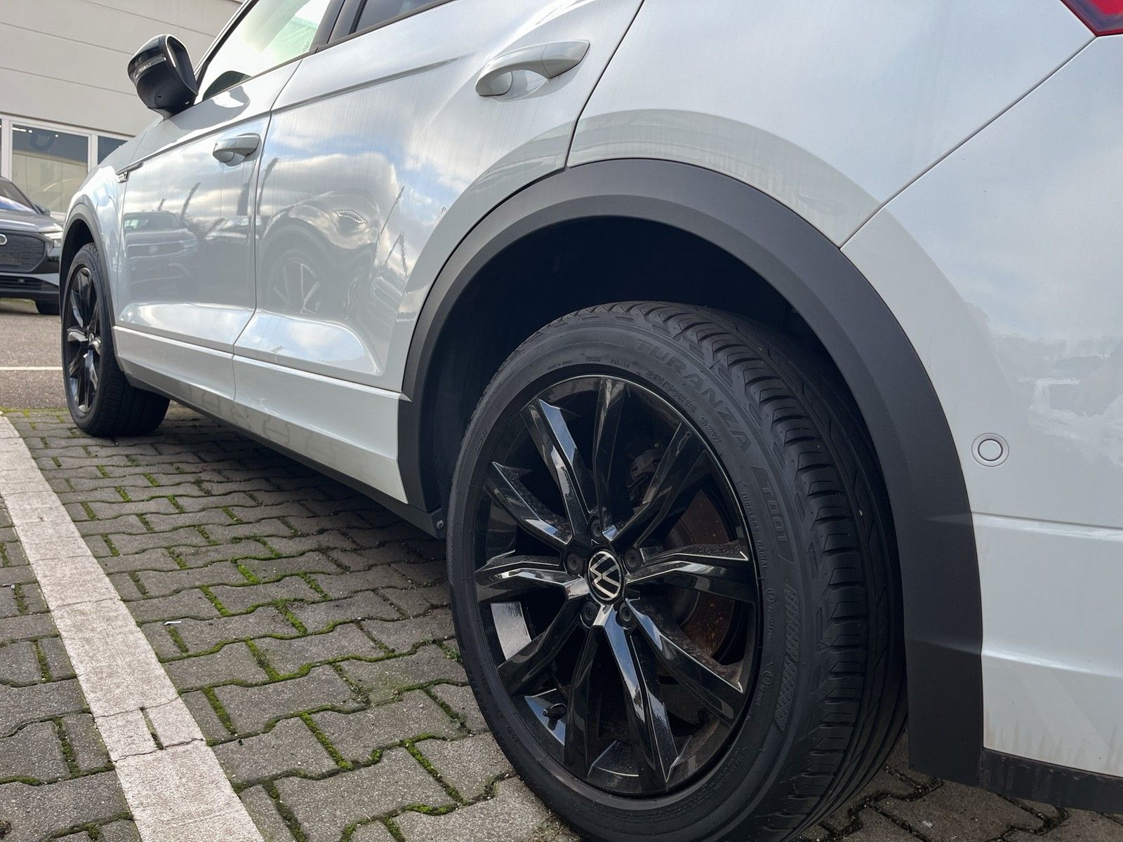 Volkswagen T-Roc 1.0 TSI R-Line Navi LED VC IQ AHK Kam LM18 foto 3