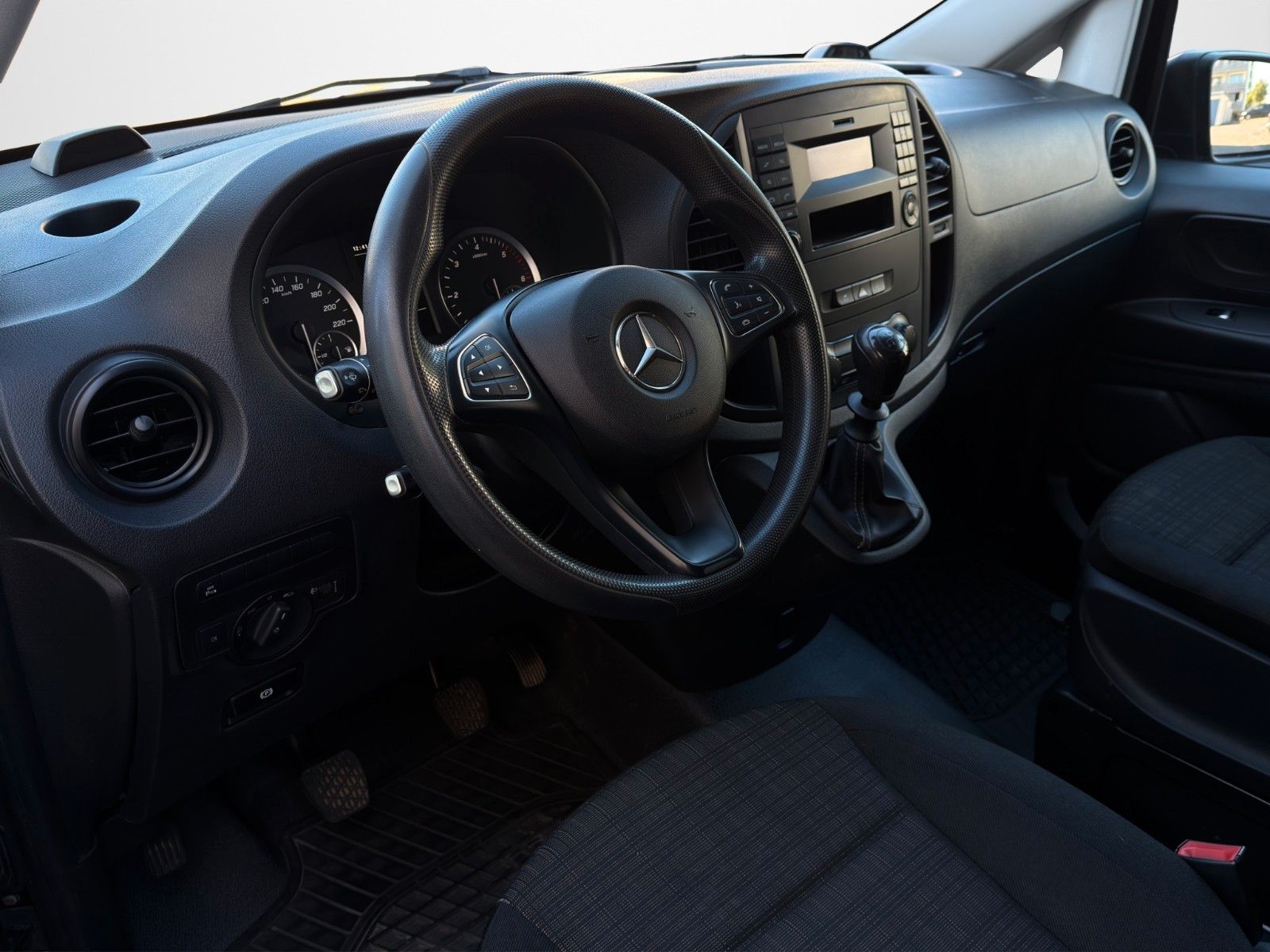 Mercedes-Benz VITO MIXTO 2. HAND foto 3