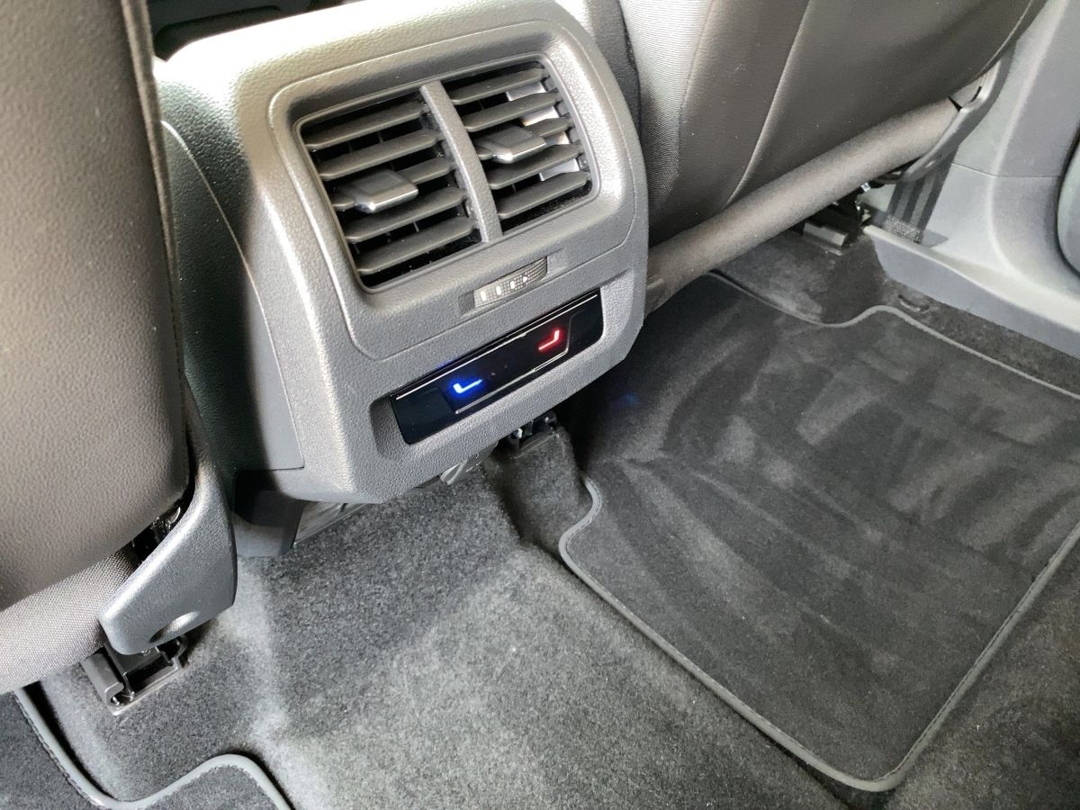 Volkswagen Touran Comfortline 7 Sitze*ACC*DSG*SpurH+SpurW* foto 19