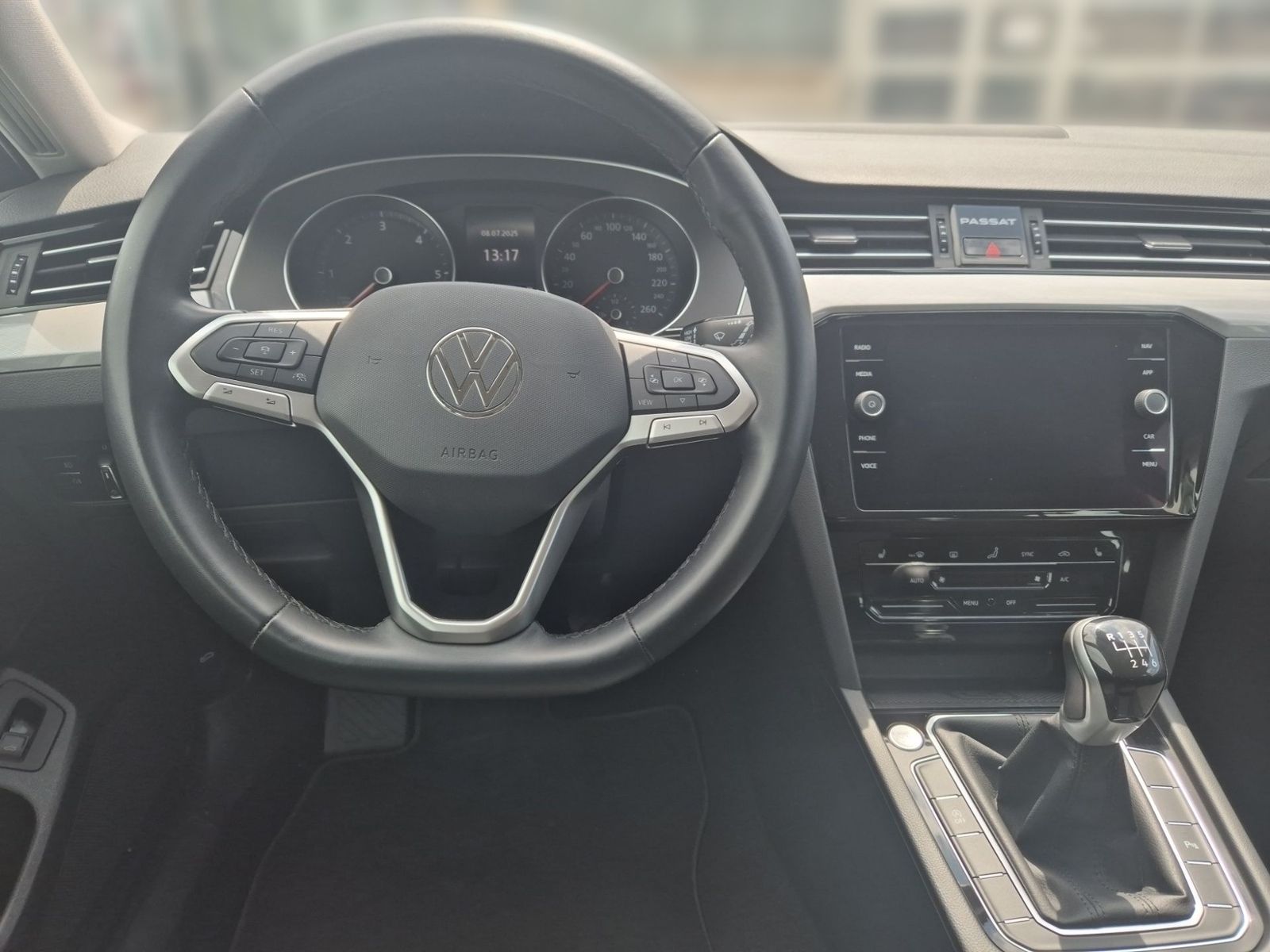 Volkswagen Passat Variant 2.0 TDI BUSINESS *LED *RKAM *ACC foto 11