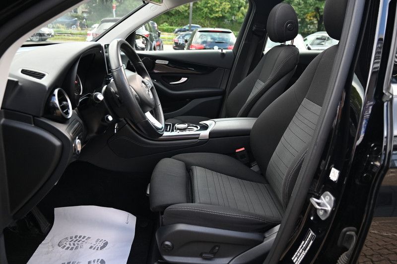 Mercedes-Benz GLC 250 4Matic PANO LED Navi 2xPDC foto 9