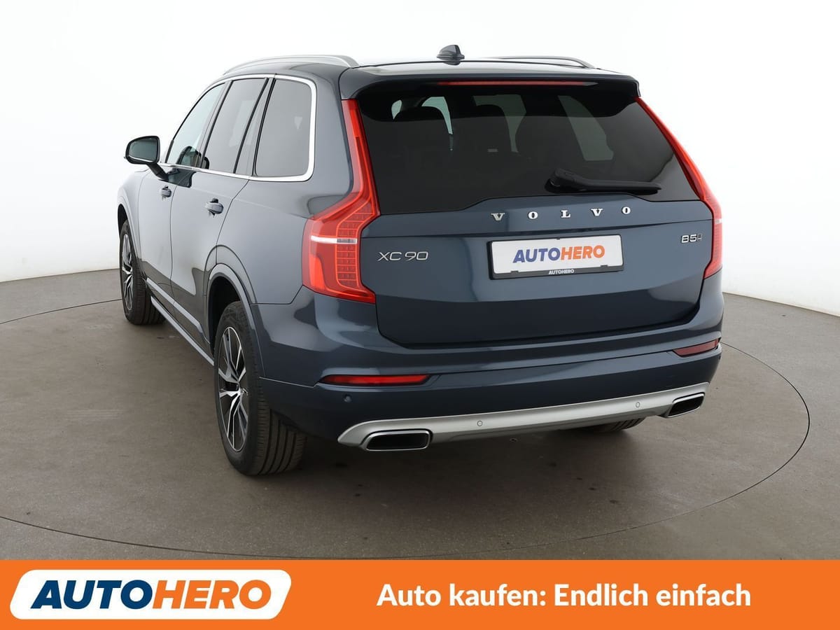 Volvo XC90 2.0 B5 Diesel Momentum Pro AWD Aut. NAVI foto 4