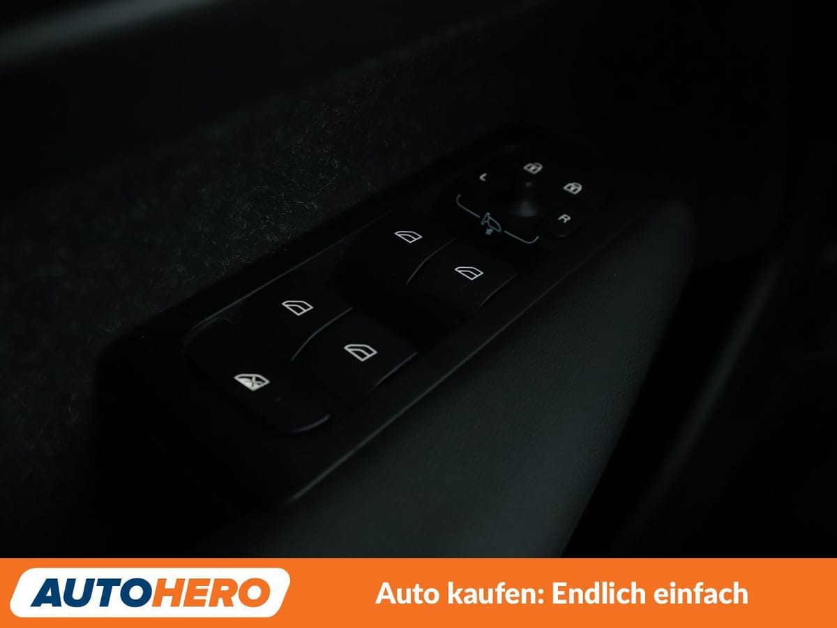 Volvo XC40 2.0 B4 Mild-Hybrid R-Design 2WD Aut. ACC foto 25