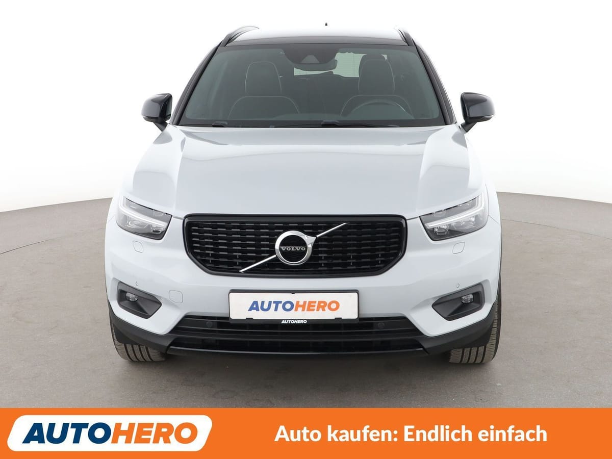 Volvo XC40 2.0 B4 Mild-Hybrid R-Design 2WD Aut. ACC foto 9
