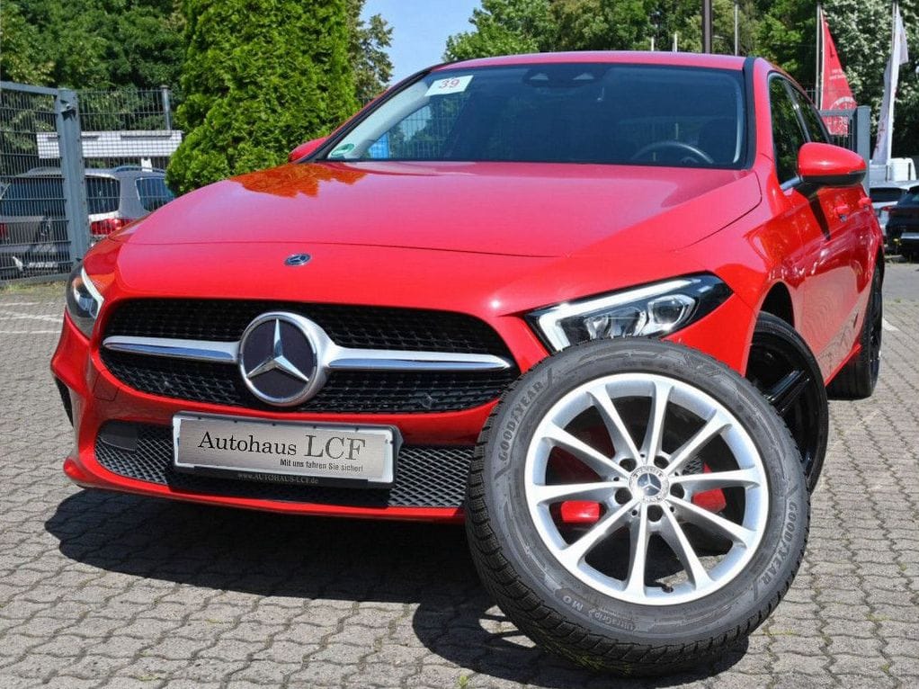 Mercedes-Benz A 250 Progressive Leder Navi LED PDC Tempomat foto 2