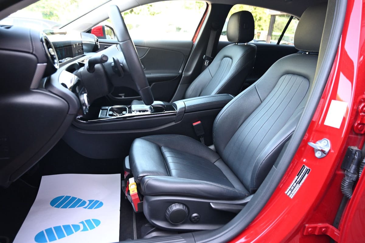 Mercedes-Benz A 250 Progressive Leder Navi LED PDC Tempomat foto 11
