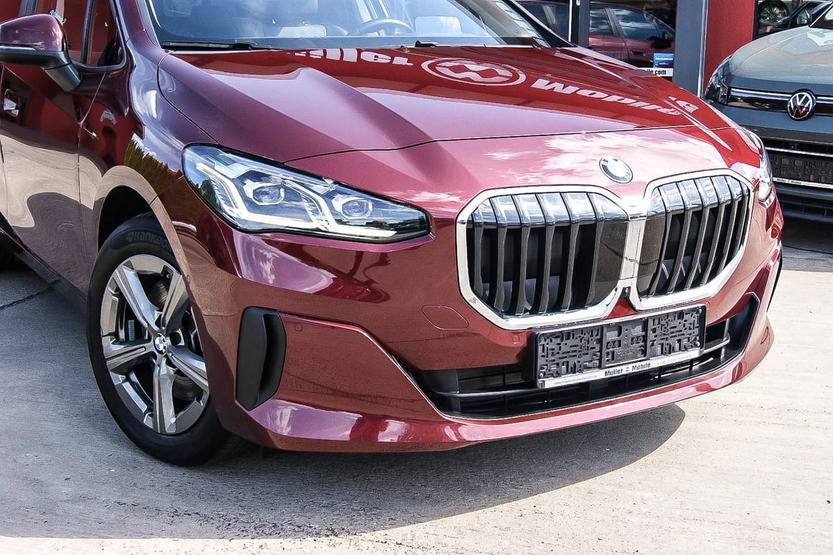 BMW 223 Active Tourer i xDrive LEDER HEAD-UP SPORT 4 foto 2