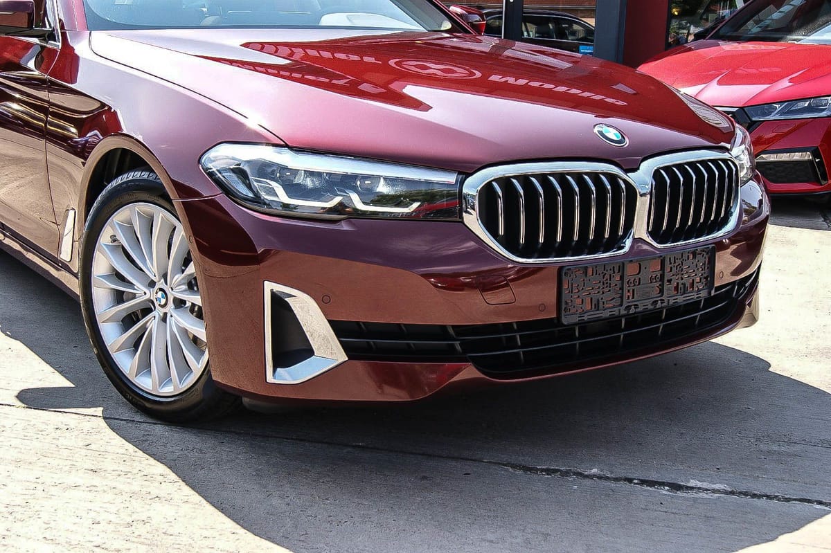 BMW 530 d Touring H&K SOUND PANORAMA AVENTURINROT 3 foto 2