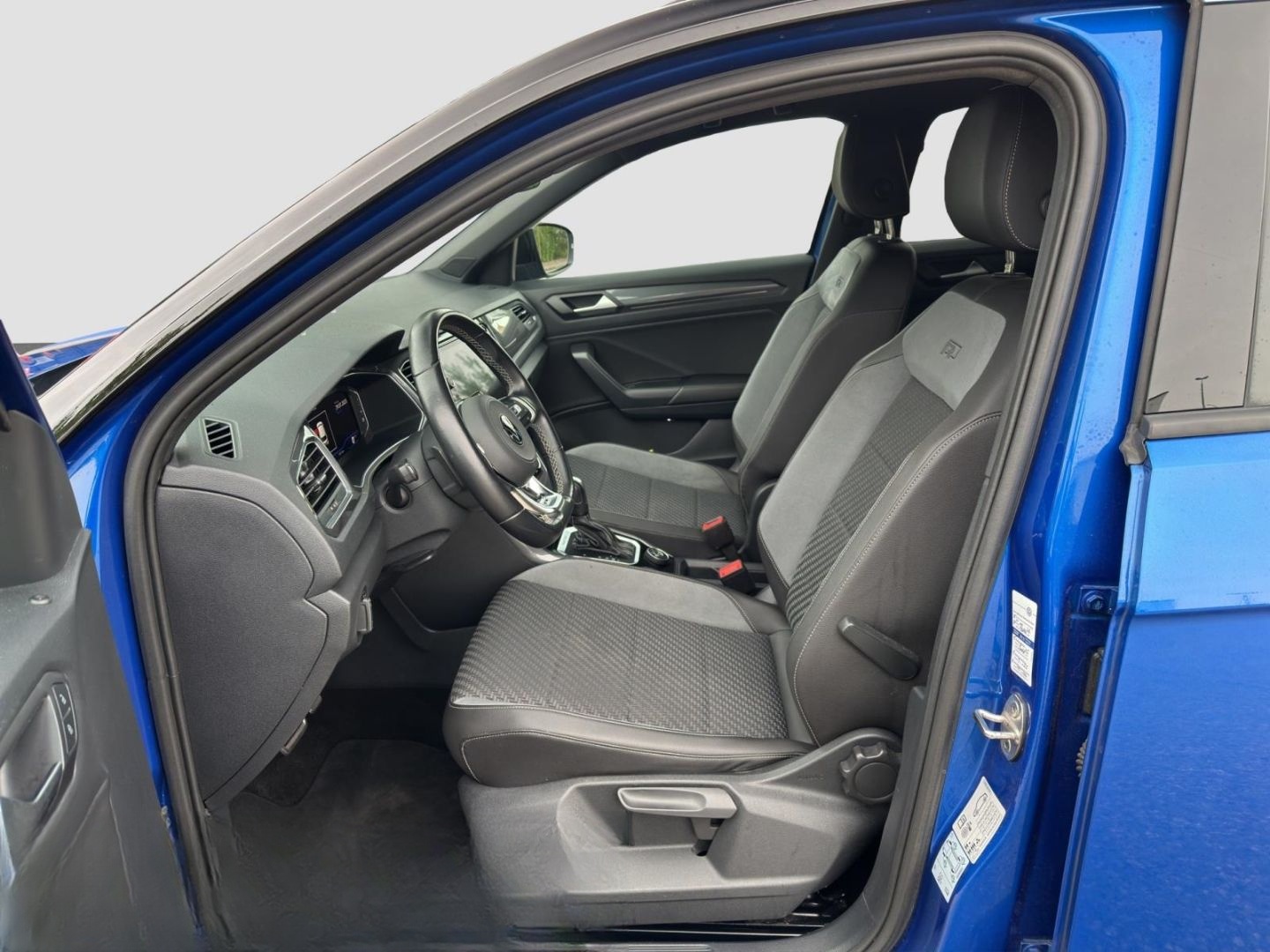 Volkswagen T-Roc 2.0 TSI DSG 4Mo. Sport PANO AHK REAR VIEW  foto 12