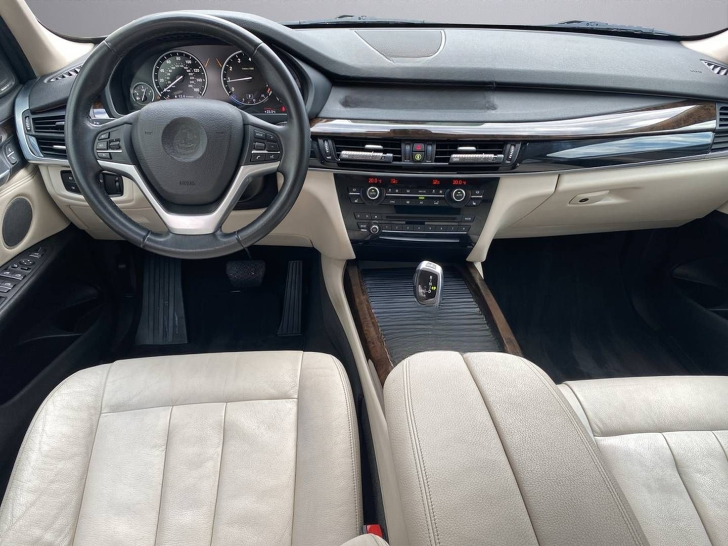BMW X5 xDrive 35 i 3.0 SAV foto 14