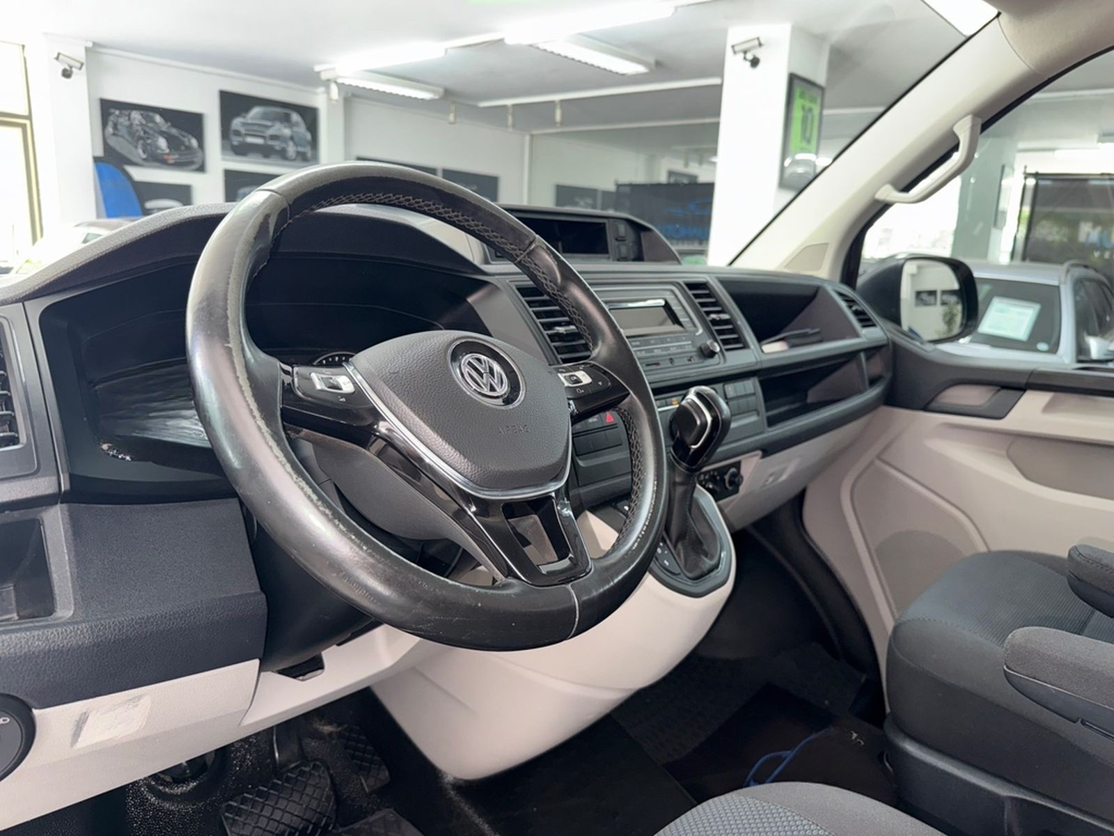 Volkswagen T6 5Sitzer*Mittelhochdach 2,0 TDI-4Motion*Autom. foto 11