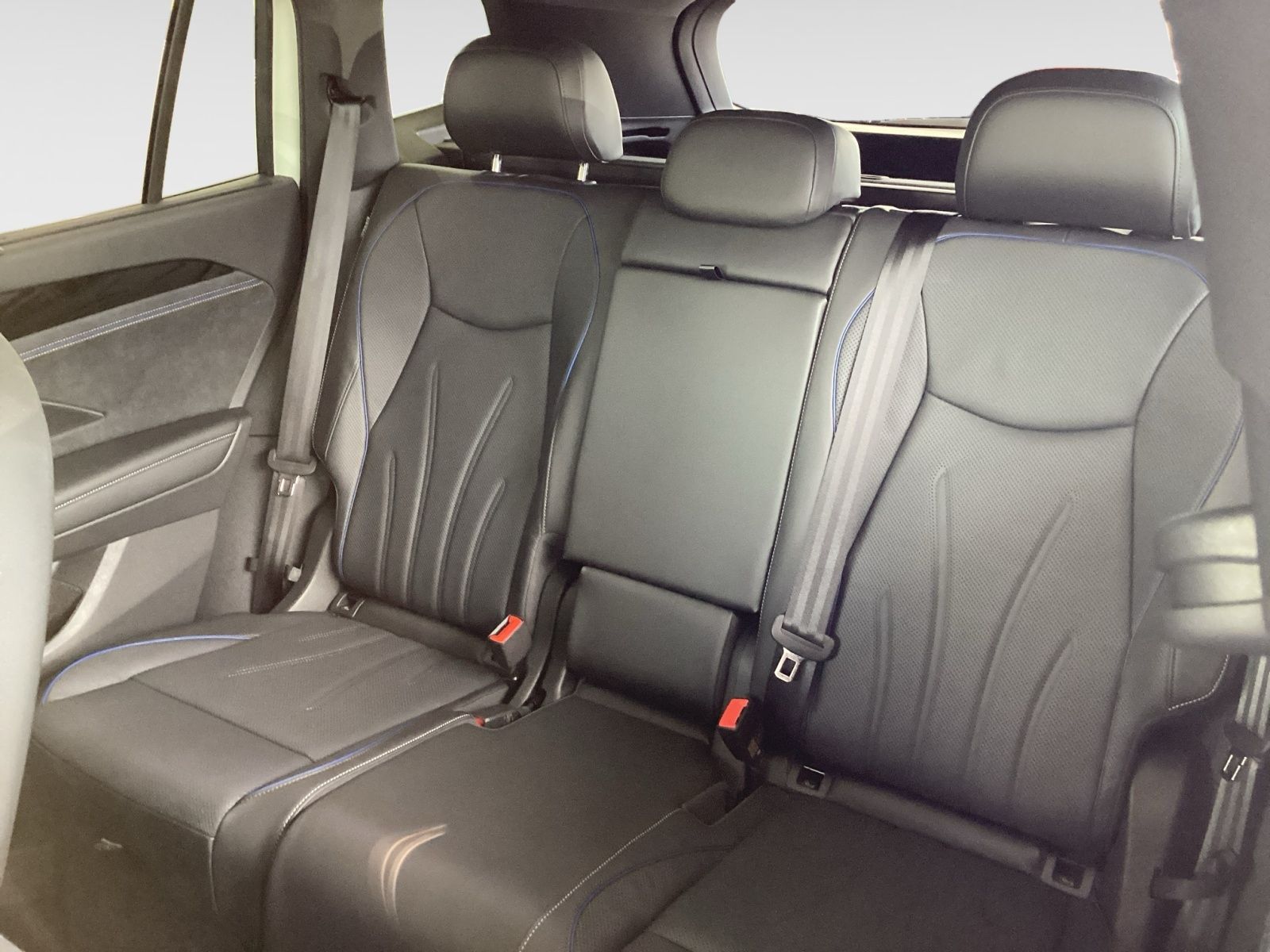 Volkswagen Tayron 1,5 eHybrid 272 PS DSG R-Line AHK foto 9