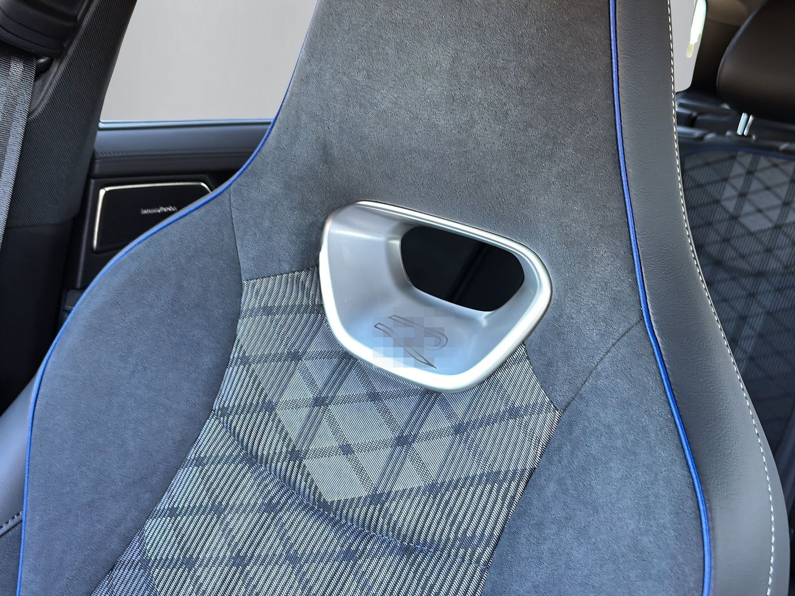 Volkswagen Passat Variant R-Line 2.0TDI DSG 4M +AHK+KAMERA+ foto 20