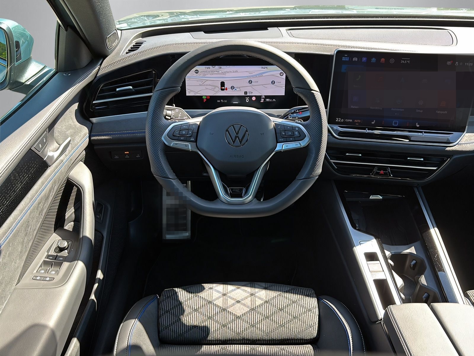 Volkswagen Passat Variant R-Line 2.0TDI DSG 4M +AHK+KAMERA+ foto 10