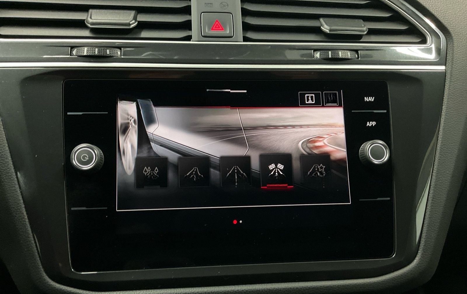 Volkswagen Tiguan Allspace R-LINE 2.0TSI 190PS 4Mo NP66T MA foto 18