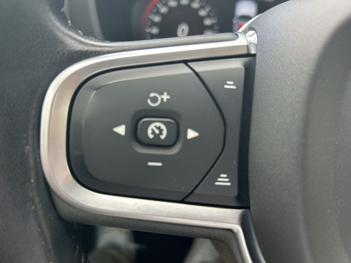 Volvo XC60 D4 Momentum Pro AUTOM LED PANO KAMERA AHK foto 23