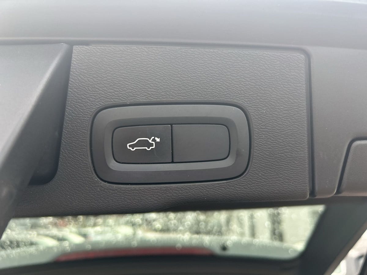 Volvo XC60 D4 Momentum Pro AUTOM LED PANO KAMERA AHK foto 25