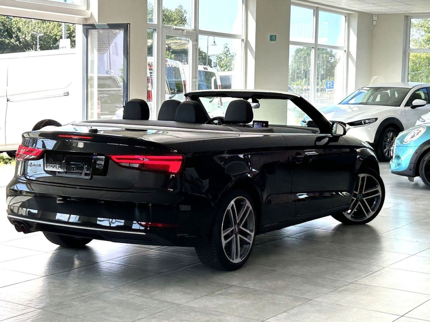 Audi A3 2.0 TFSI Automatik/Leder/Kamera/Apple Car foto 25