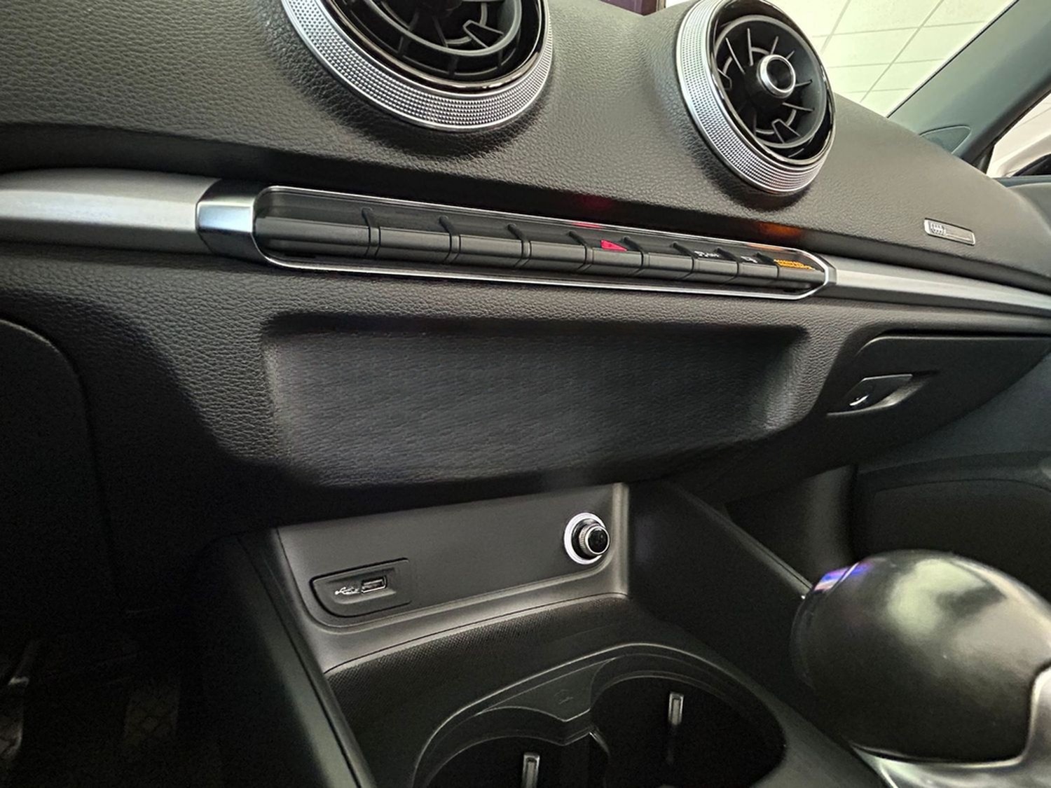 Audi A3 2.0 TFSI Automatik/Leder/Kamera/Apple Car foto 8