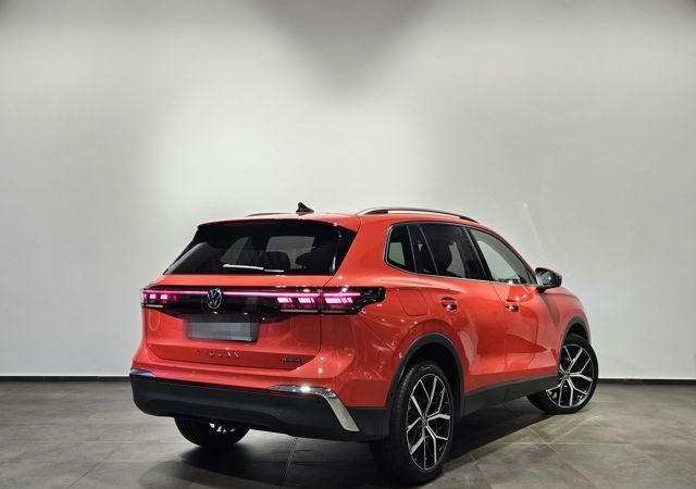 Volkswagen Tiguan Sport 4M Matrix Leder H&K AHK 360'' 20 Zo foto 8