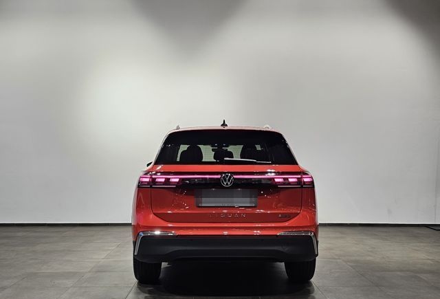 Volkswagen Tiguan Sport 4M Matrix Leder H&K AHK 360'' 20 Zo foto 10