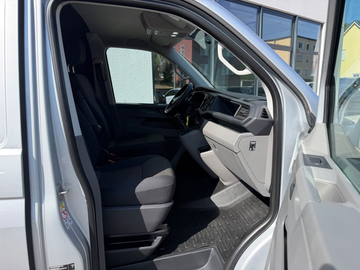 Volkswagen T6.1 Transporter 2.0 TDI Kasten Komfort+ Aluca foto 13