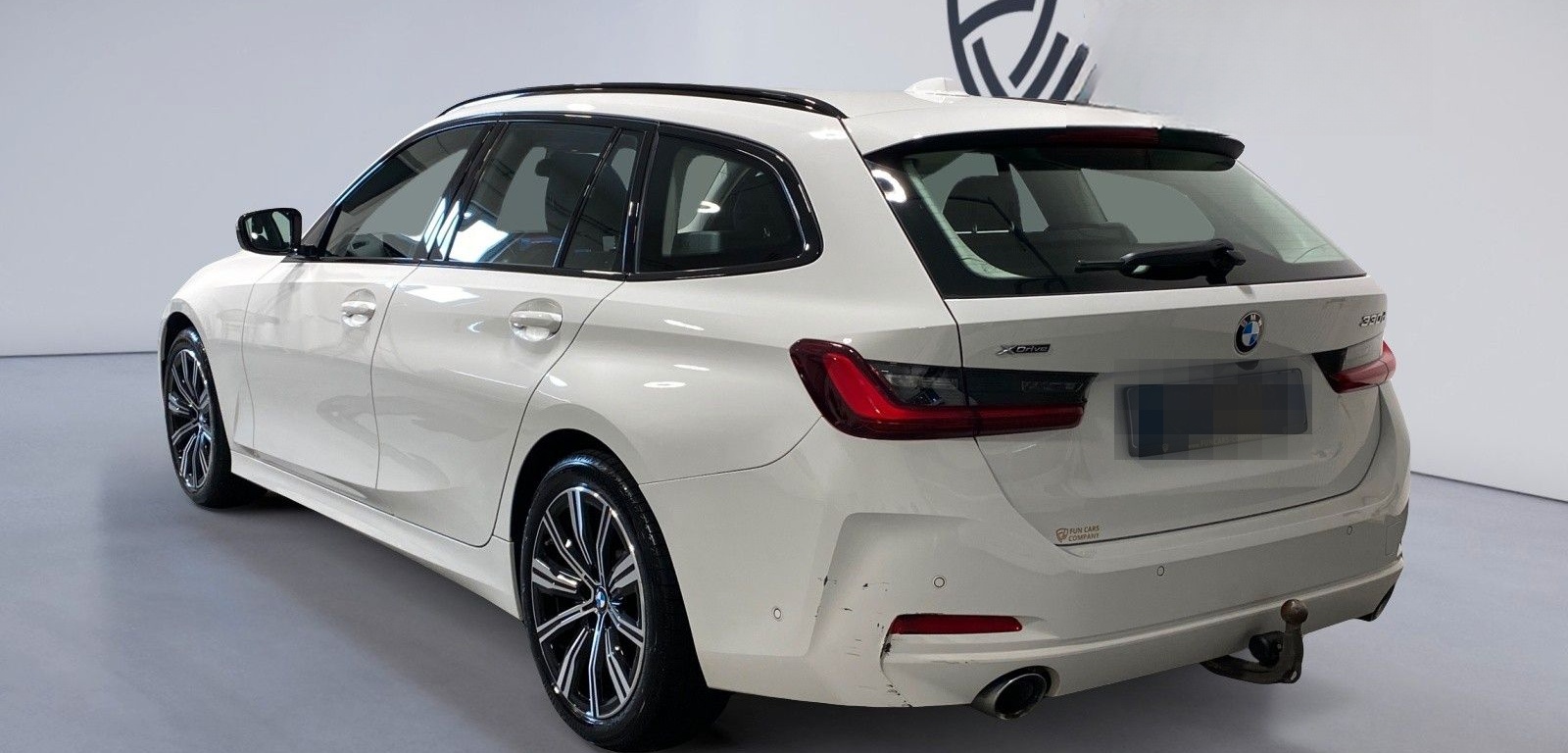BMW 330d xDrive Touring, NAVI, KEYLESS, BMW LED, AHK foto 3