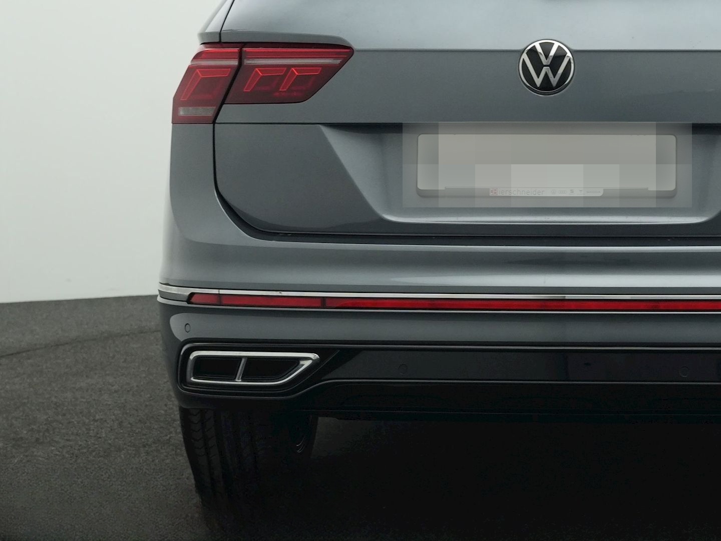 Volkswagen Tiguan Allspace 2.0 TSI DSG 4Mo. R-Line 5-SITZE  foto 22