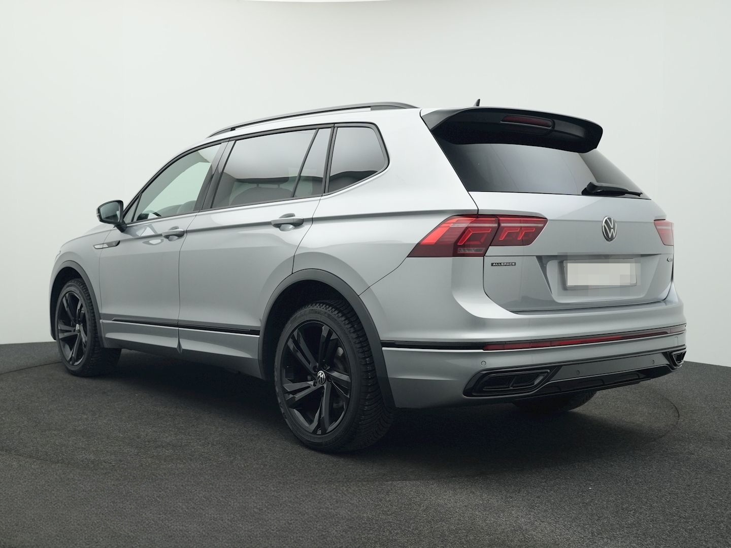 Volkswagen Tiguan Allspace 2.0 TDI DSG 4Mo. R-Line BLACK 7S foto 4