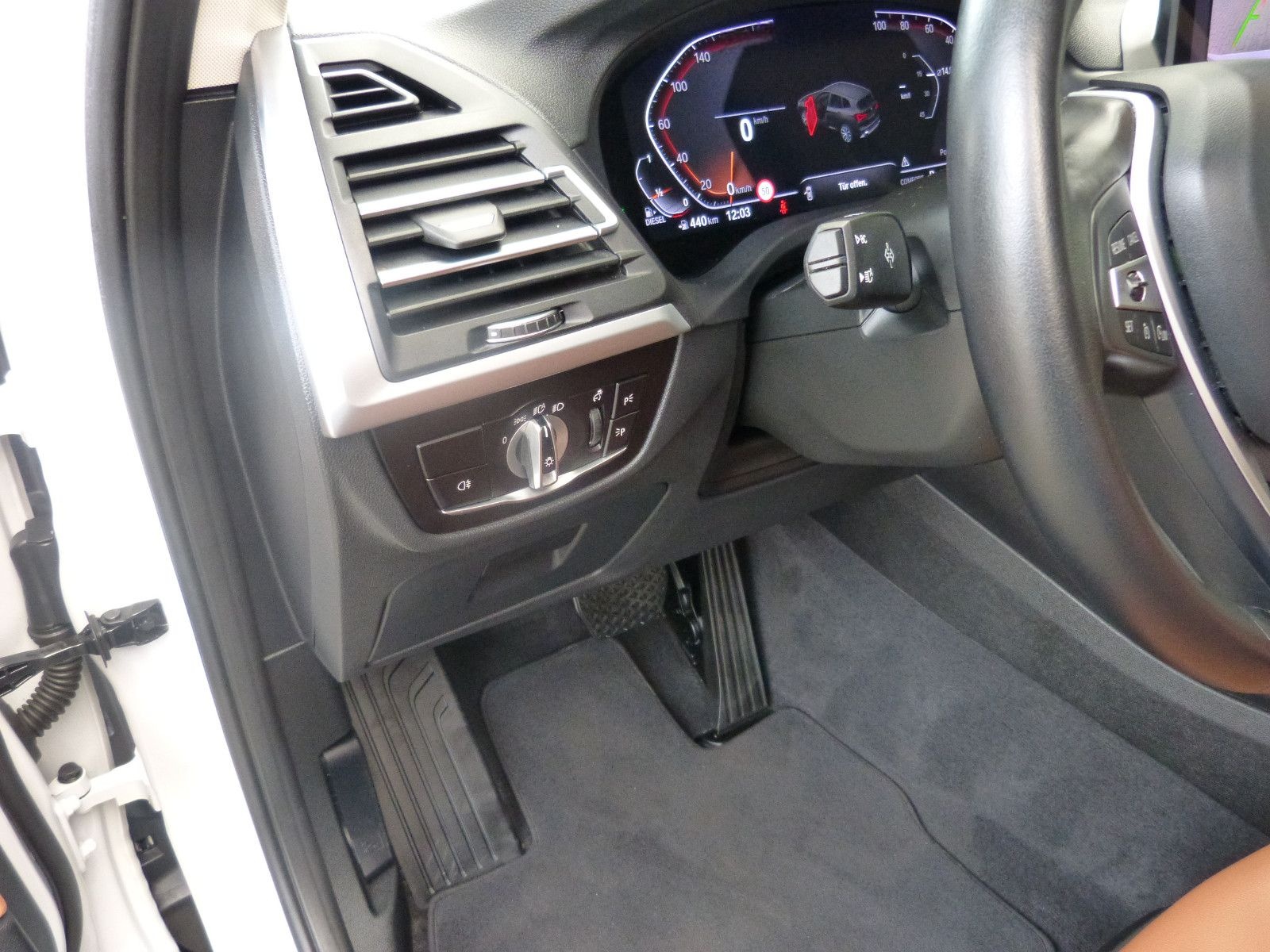 BMW X3 xDrive 30 d NAVI LHZ AHK MEMORY DRIVING-A. foto 13