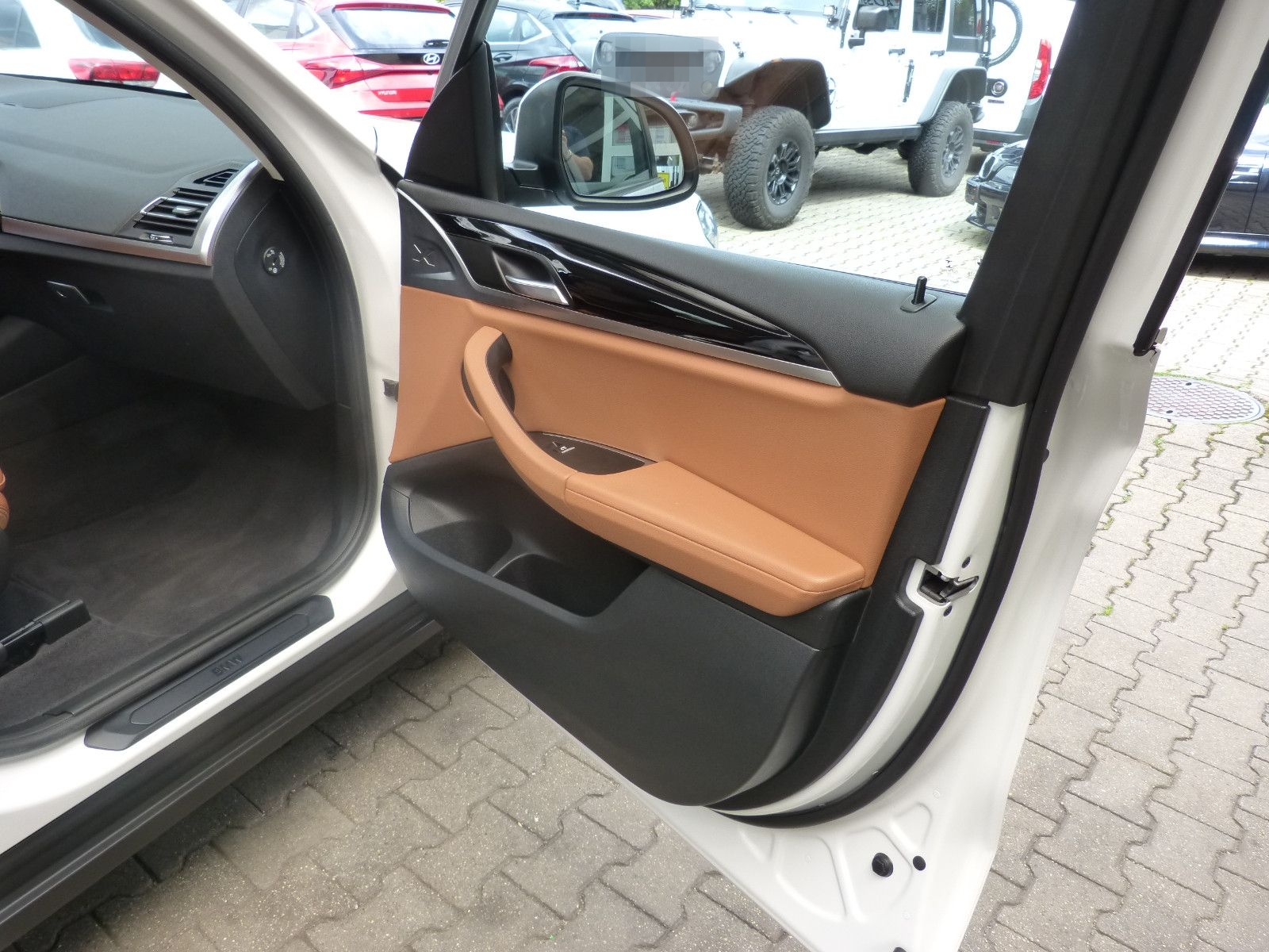 BMW X3 xDrive 30 d NAVI LHZ AHK MEMORY DRIVING-A. foto 16