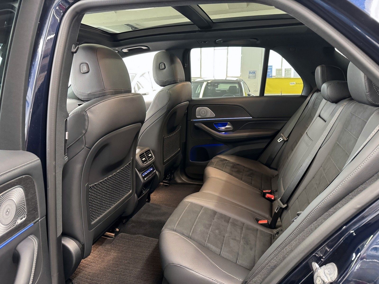 Mercedes-Benz GLE 450 4Matic AMG DISTRONIC PANORAMA STANDHZG foto 18