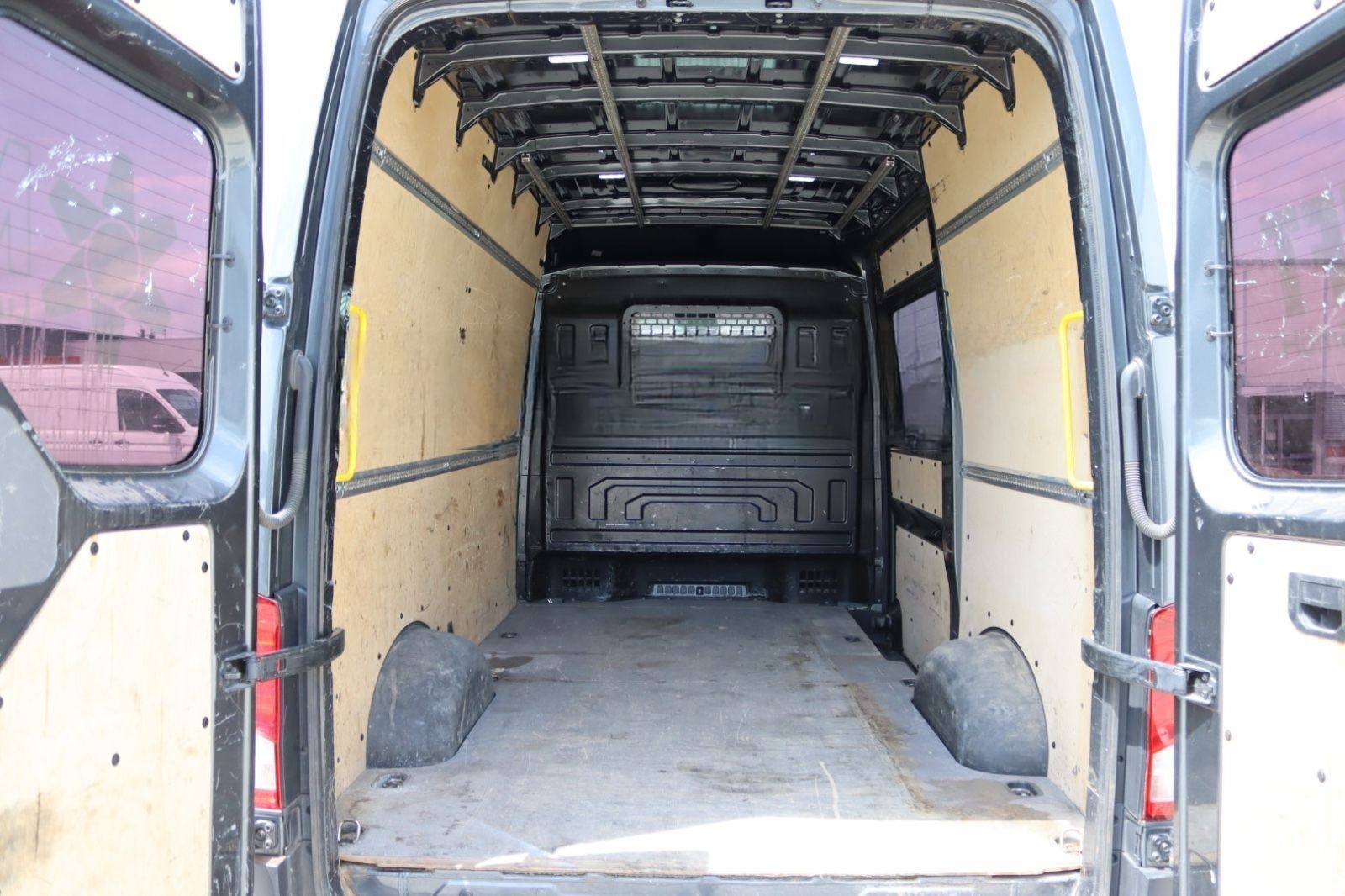 Volkswagen Crafter Kasten 35 4MOTION *DSG*ACC*LED*AHK*KAMER foto 11