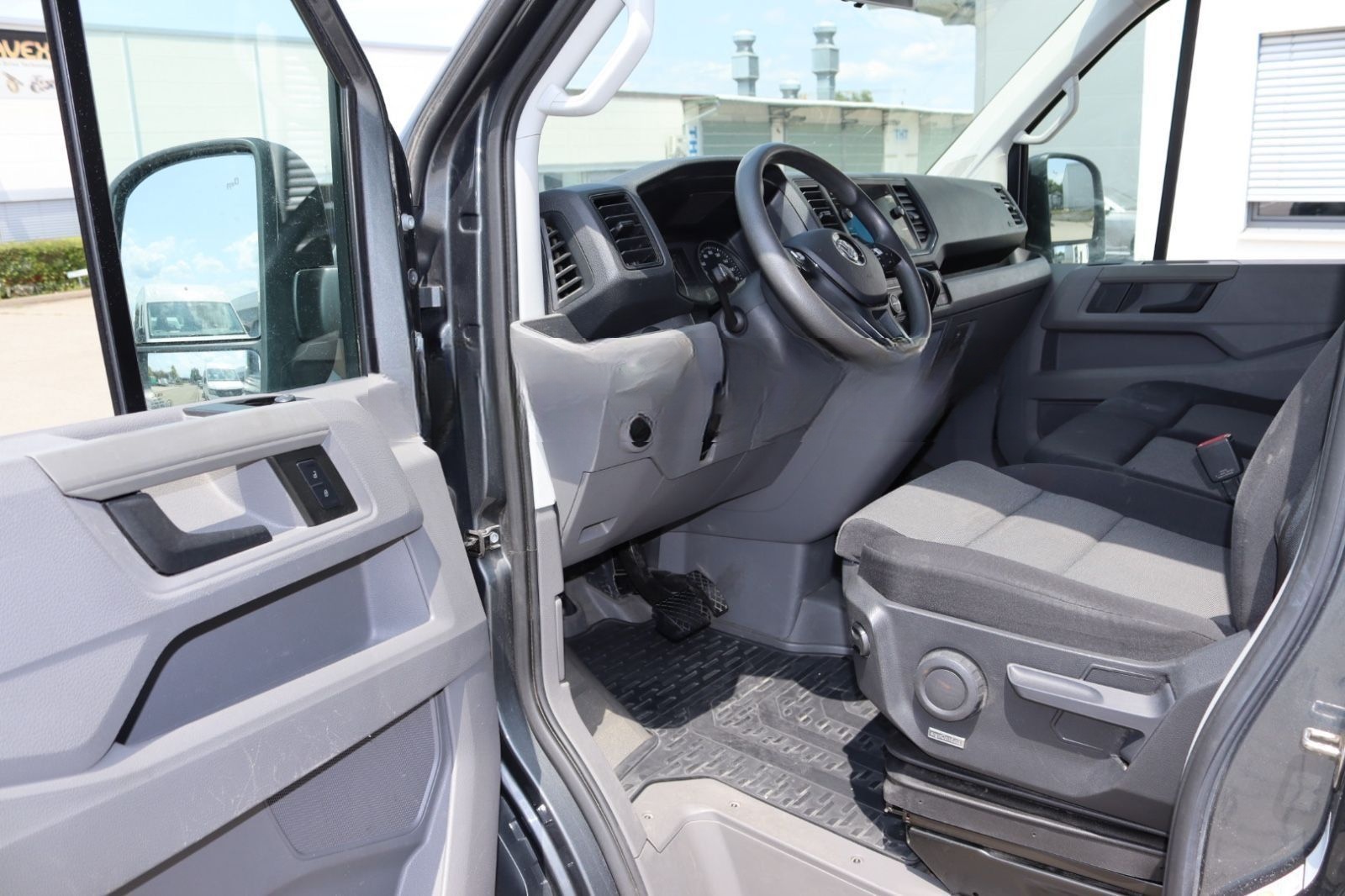 Volkswagen Crafter Kasten 35 4MOTION *DSG*ACC*LED*AHK*KAMER foto 18