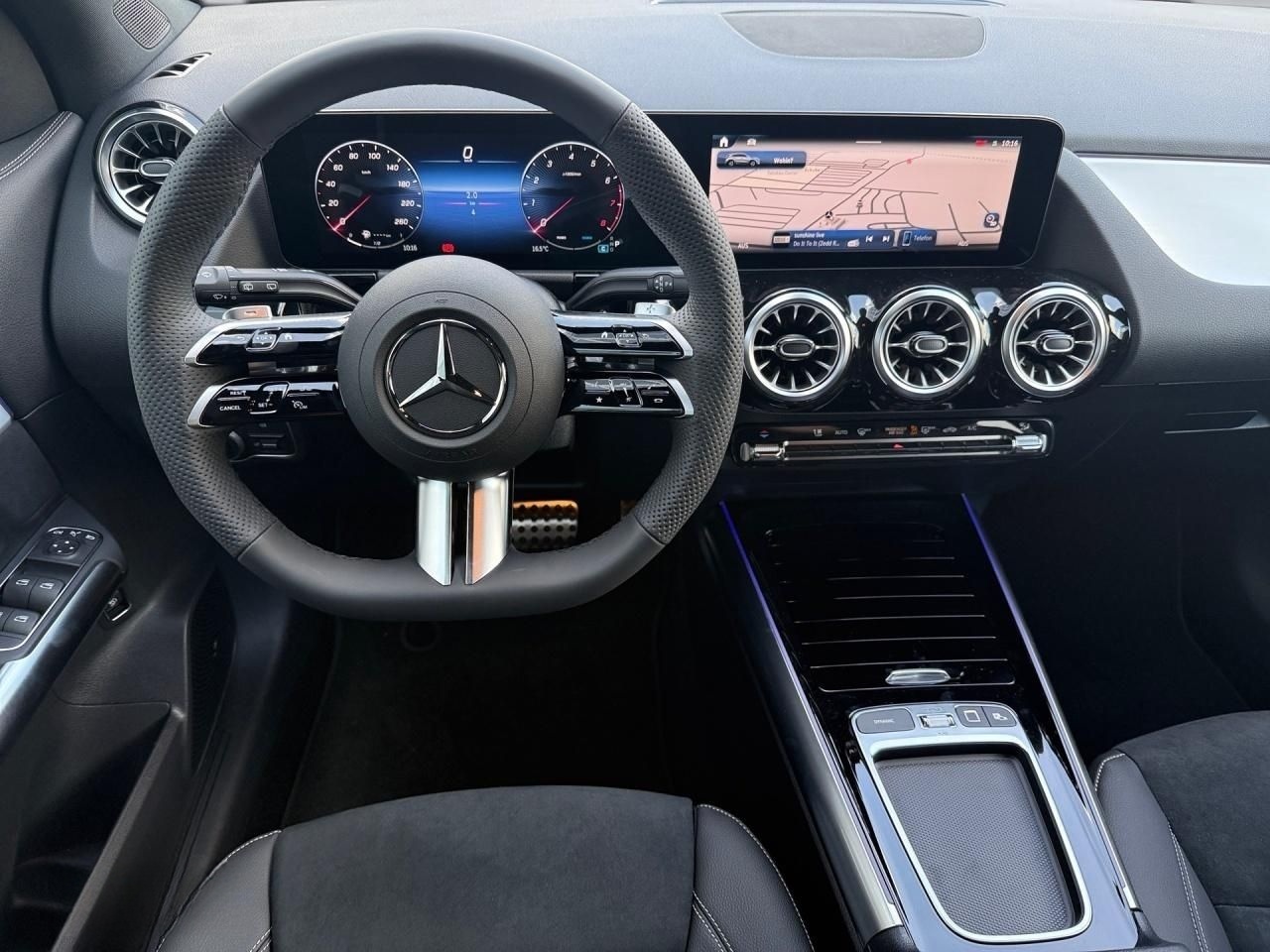 Mercedes-Benz GLA 200 AMG+NIGHT+AHK+360+LENKRHZ+MULTIB+SOUND+ foto 11