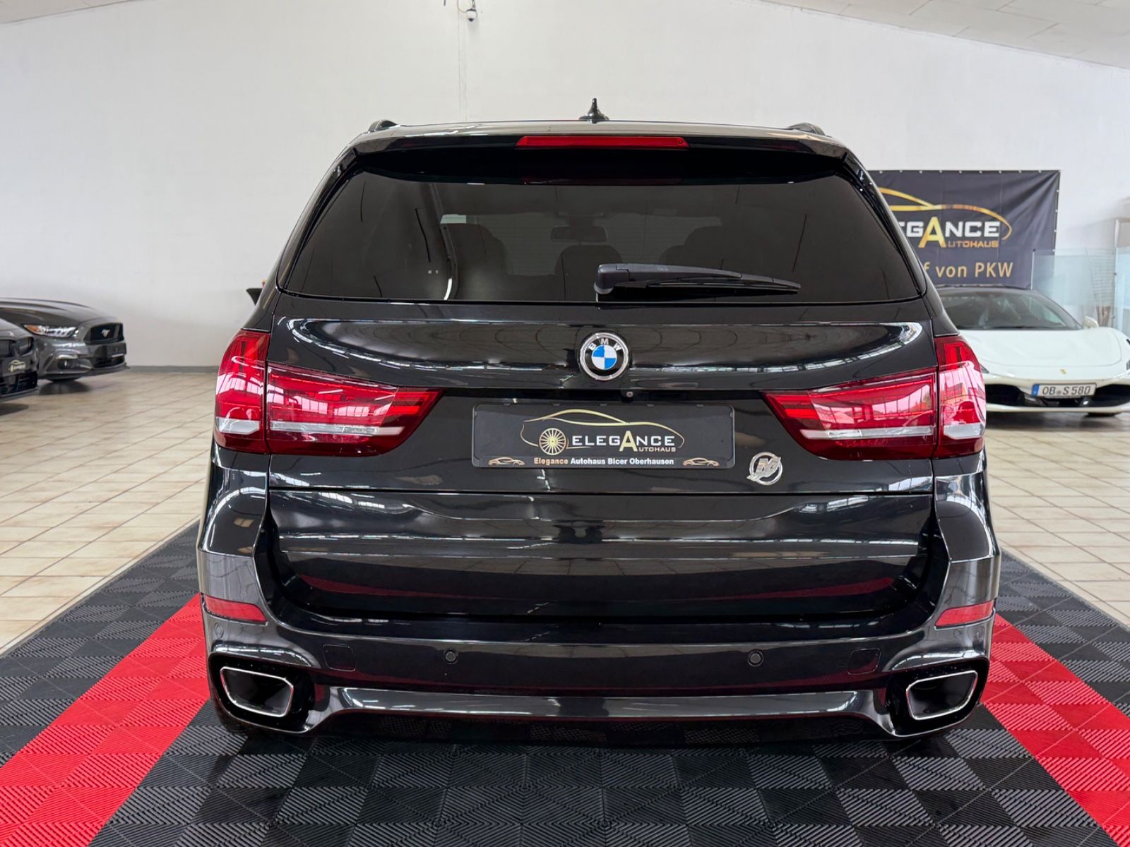 BMW X5 xDrive 30 d M-PAKET SHADOW-LINE AHK LED foto 4