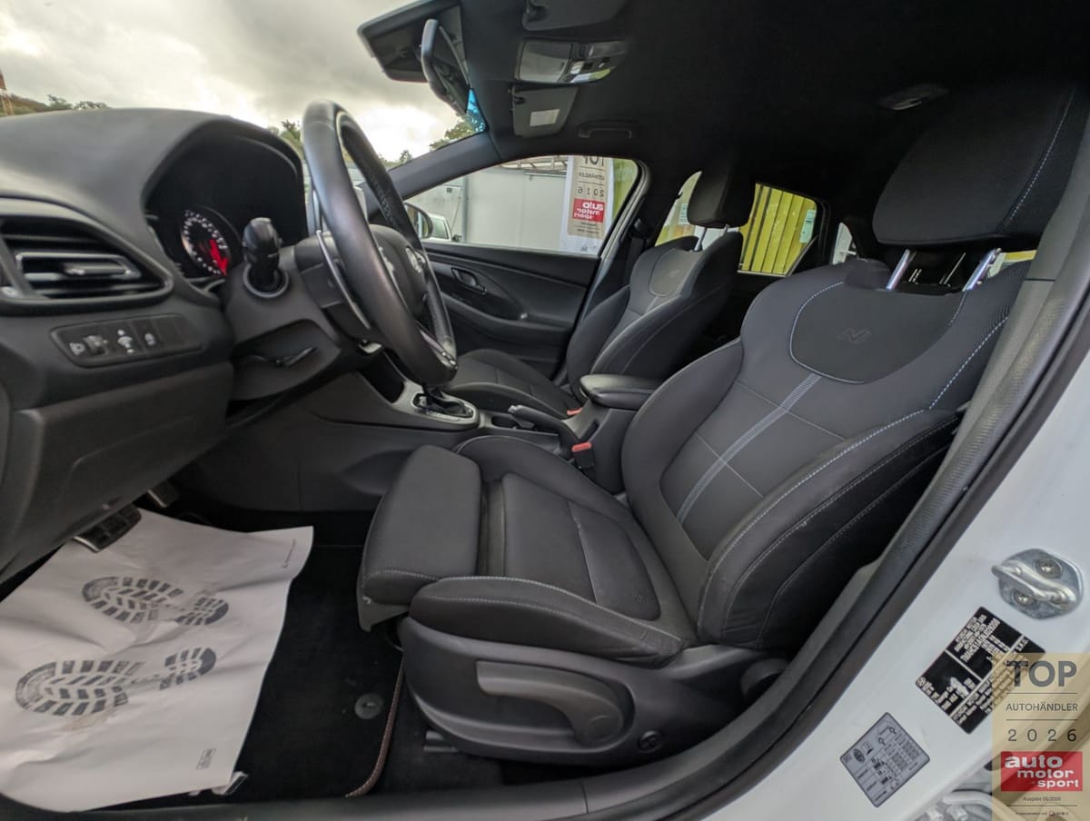 Hyundai i30 2.0 N-Performance*1.Hd*Auto*LED*RKam*CarPlay foto 11